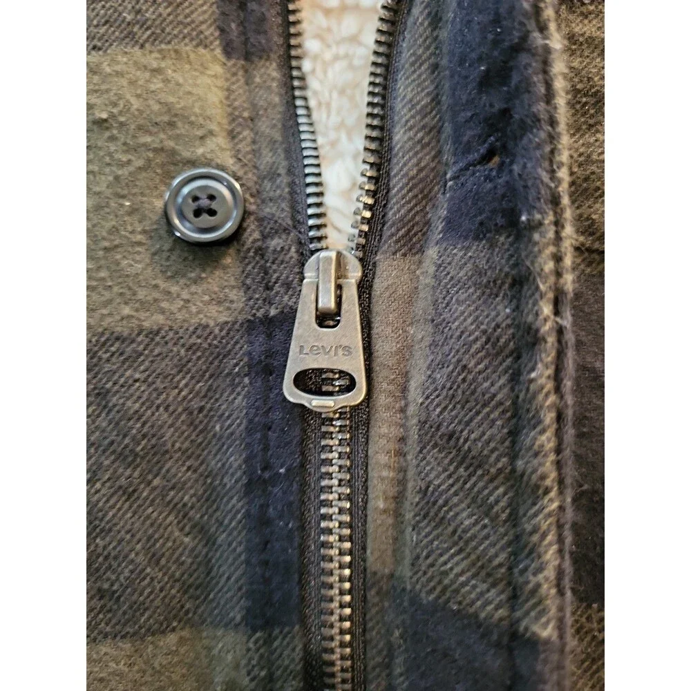 Levis levi sherpa